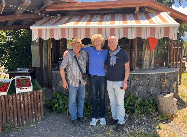 TOMO, LAV E CICCIO – I purchased and ate 5 lbs of strawberries, much to everyone's embarrassment (they were awesome!)